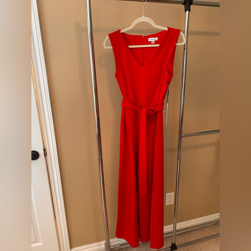 ❤️❤️ NWT Calvin Klein Red Romper with Tie Size 8 with Stretch❤️❤️